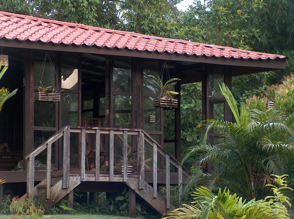 Yatama Rainforest Ecolodge Сарапики Номер фото